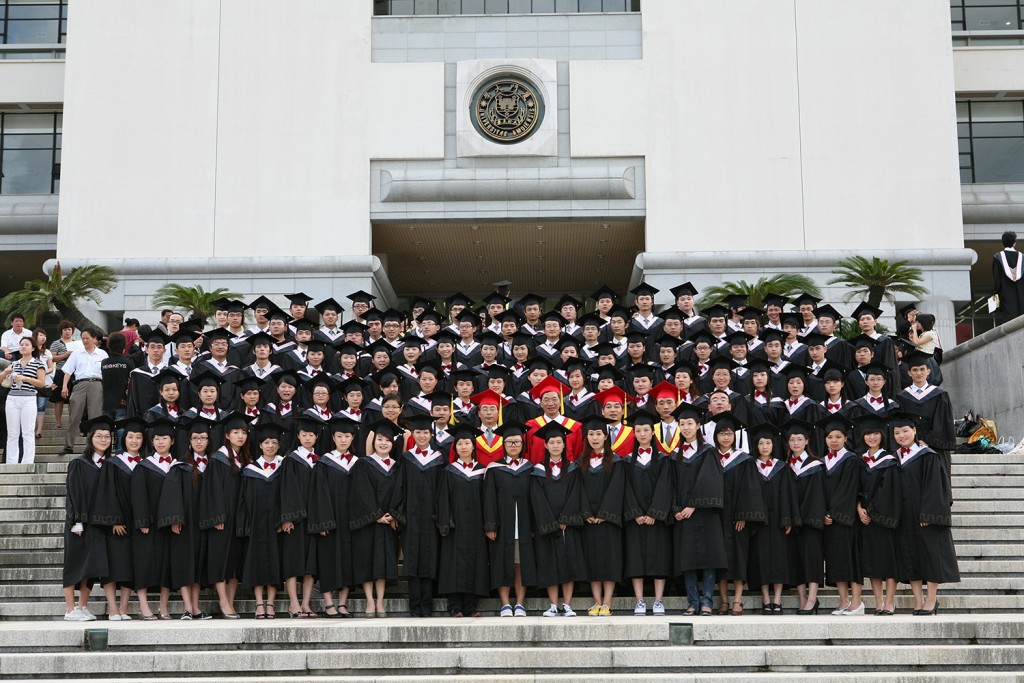 艺术设计系2008届毕业生合影